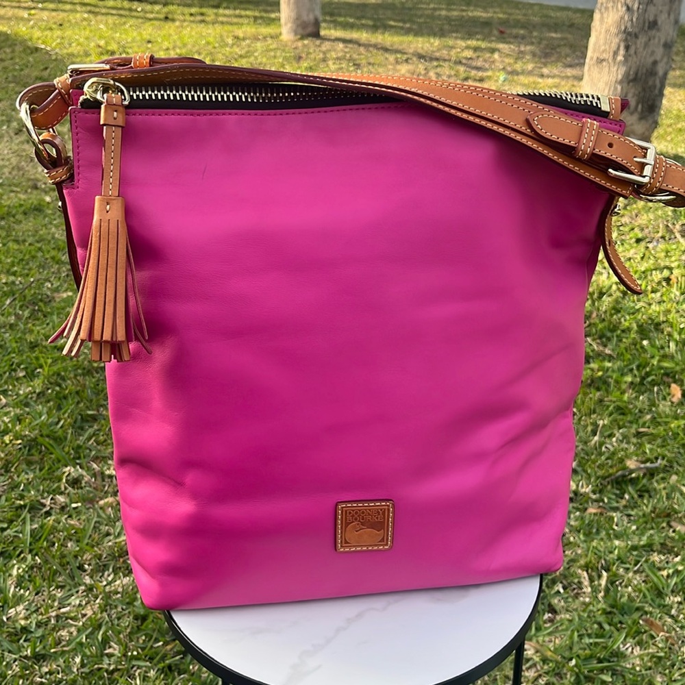 Dooney & Bourke McKenzie Hobo